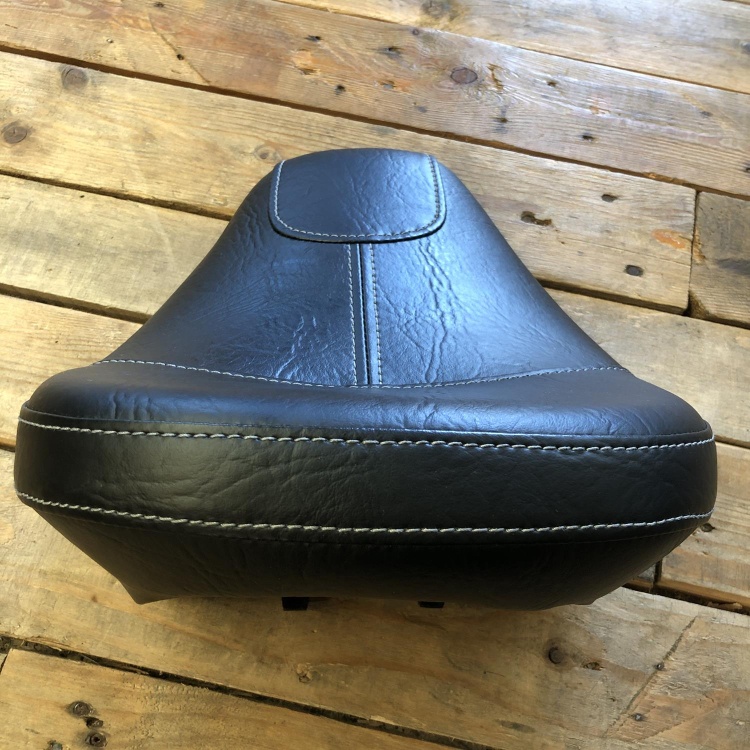 Indian Scout Bobber / Scout Rogue comfort seat - black